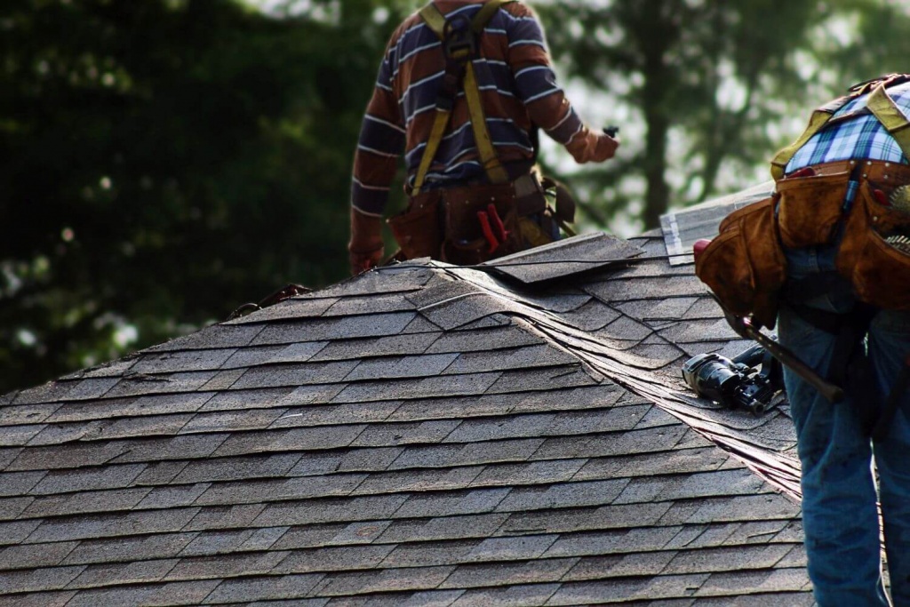 Oregon Roofer in Redmond