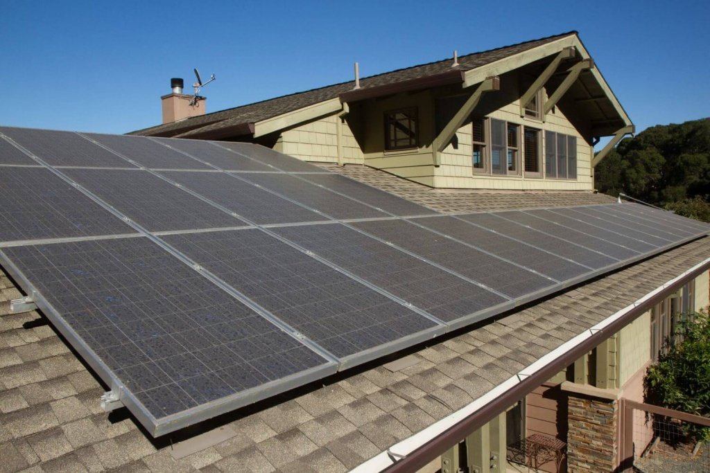 are solar panels bad for your roof