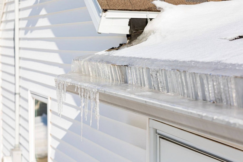 Common Winter Roof Leaks 1024x683 roof leaks in the Winter