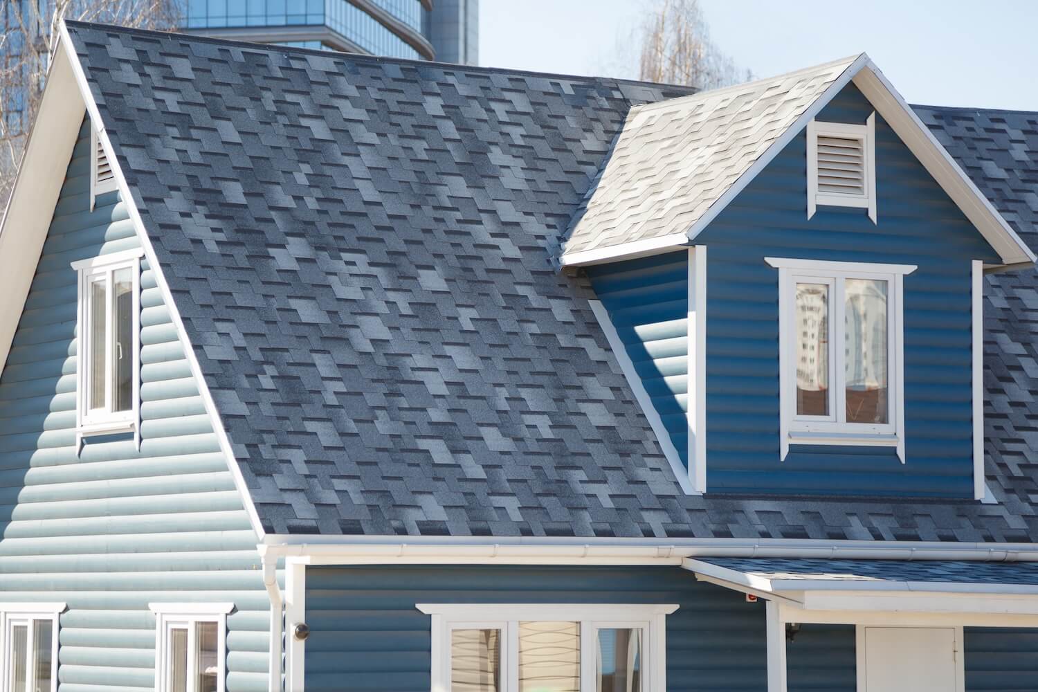 Why You Should Consider Installing New Roofing During a Home Remodel